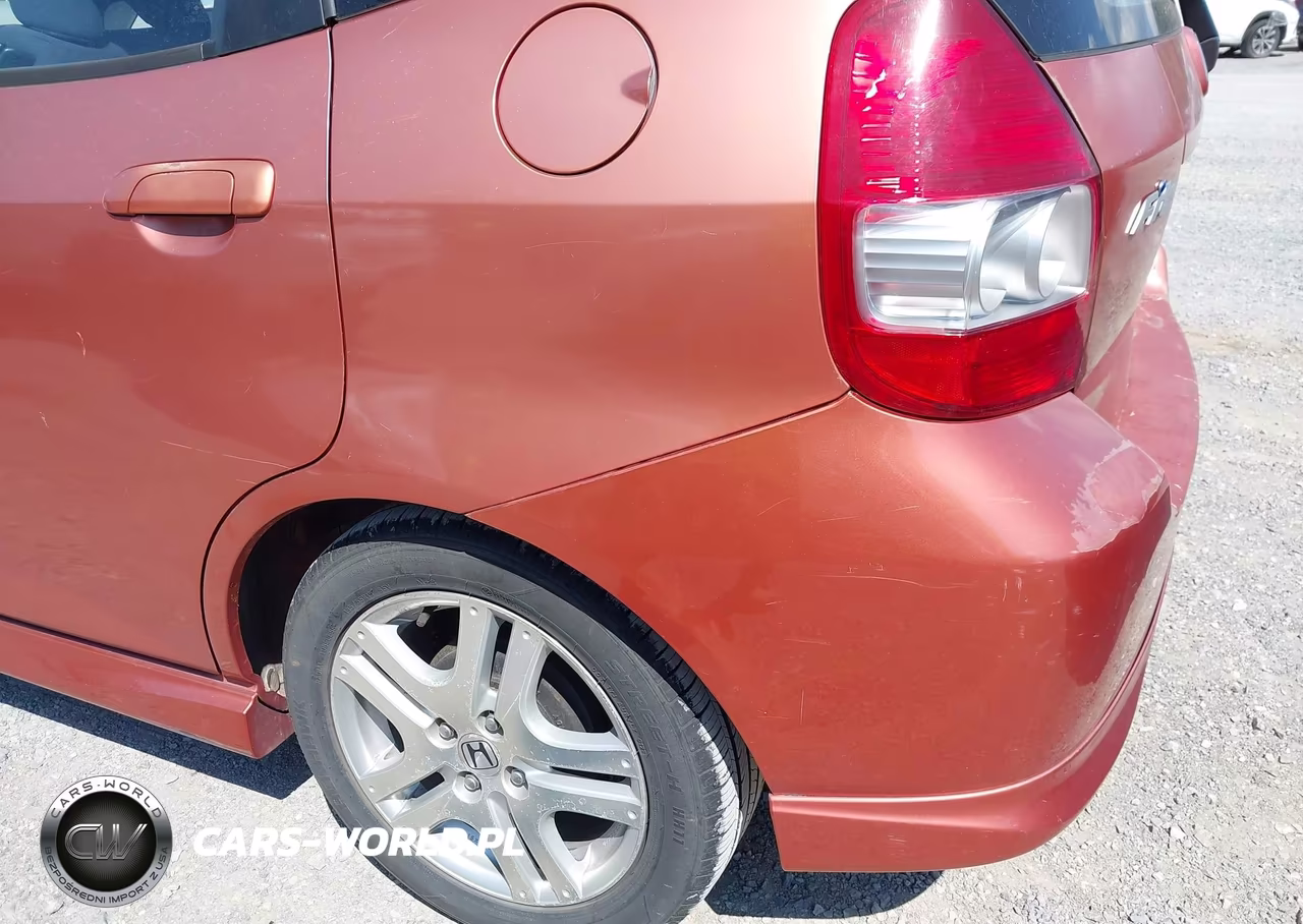 2007 Honda Fit Sport VIN:JHMGD38637S020320 - 13
