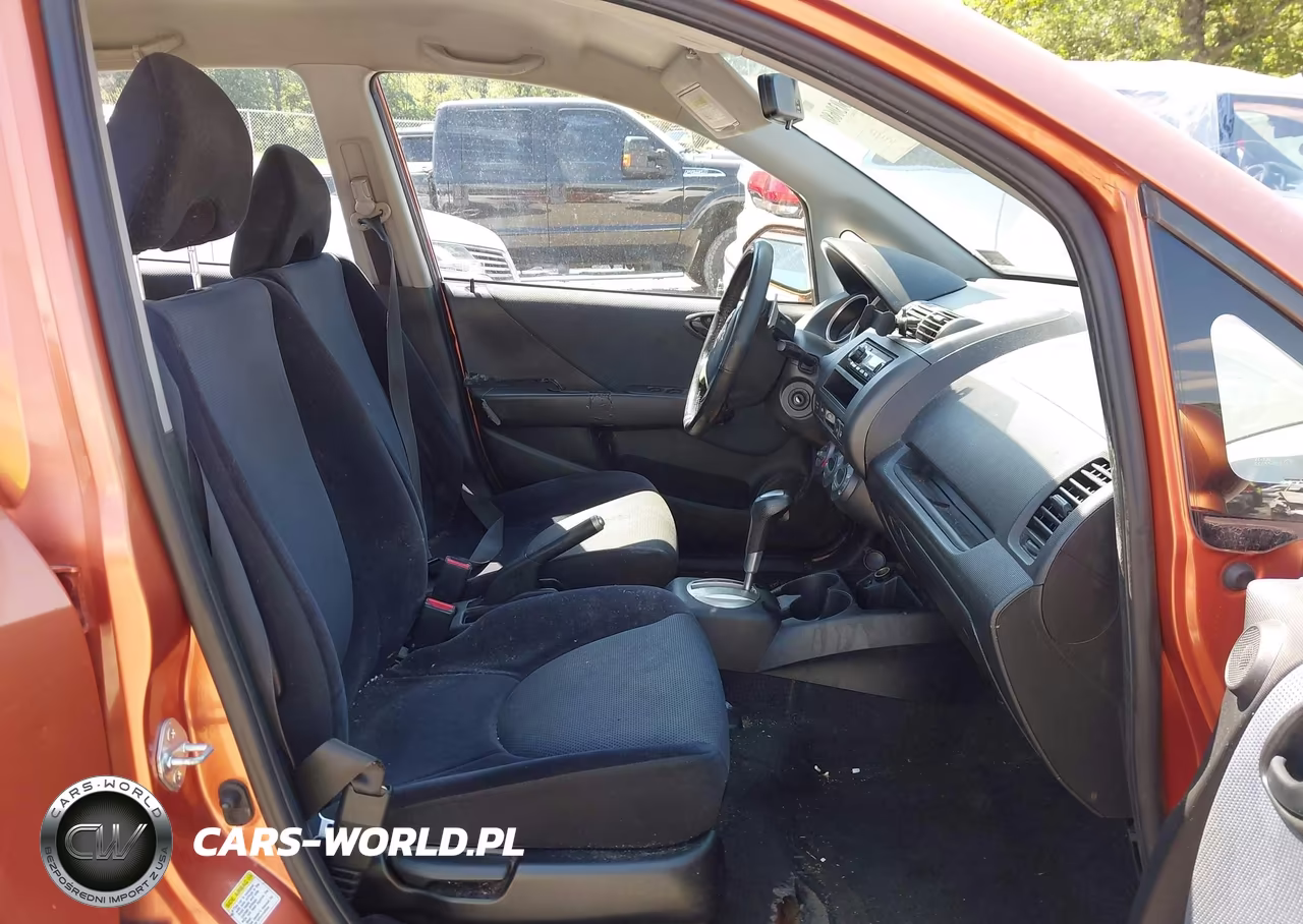 2007 Honda Fit Sport VIN:JHMGD38637S020320 - 5