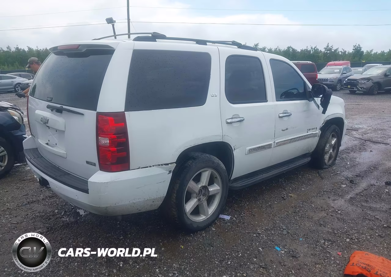 2007 Chevrolet Tahoe Ltz VIN:1GNFK13047J394426 - 4