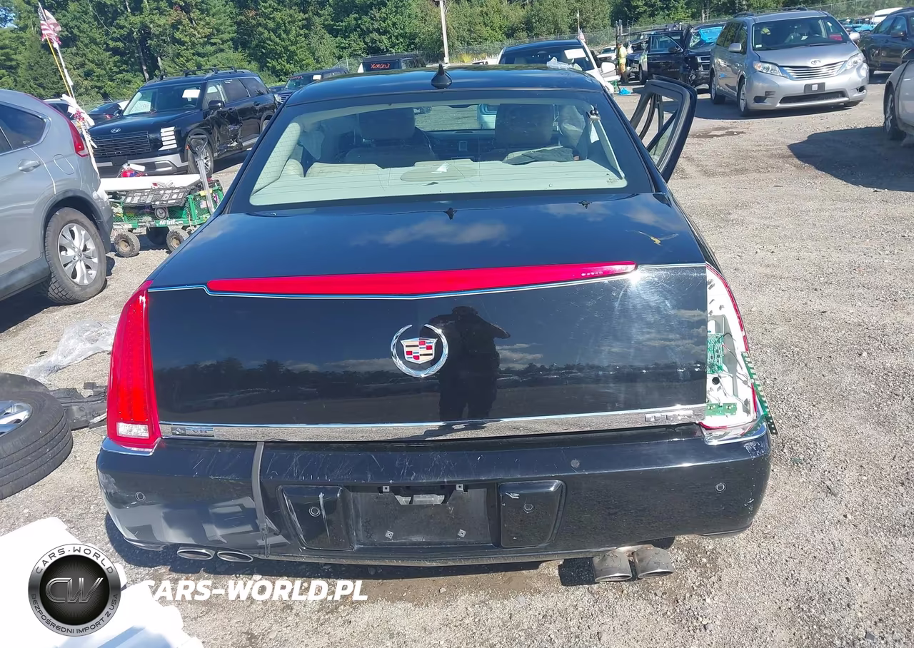 2010 Cadillac Dts Luxury Collection VIN:1G6KD5EY7AU108430 - 13