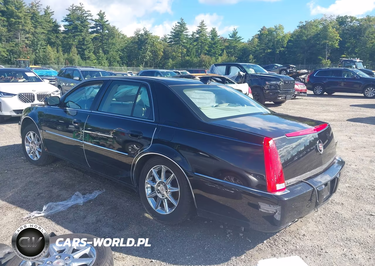 2010 Cadillac Dts Luxury Collection VIN:1G6KD5EY7AU108430 - 3