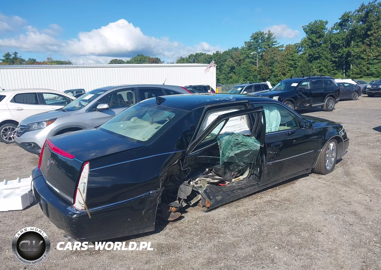 2010 Cadillac Dts Luxury Collection VIN:1G6KD5EY7AU108430 - 4