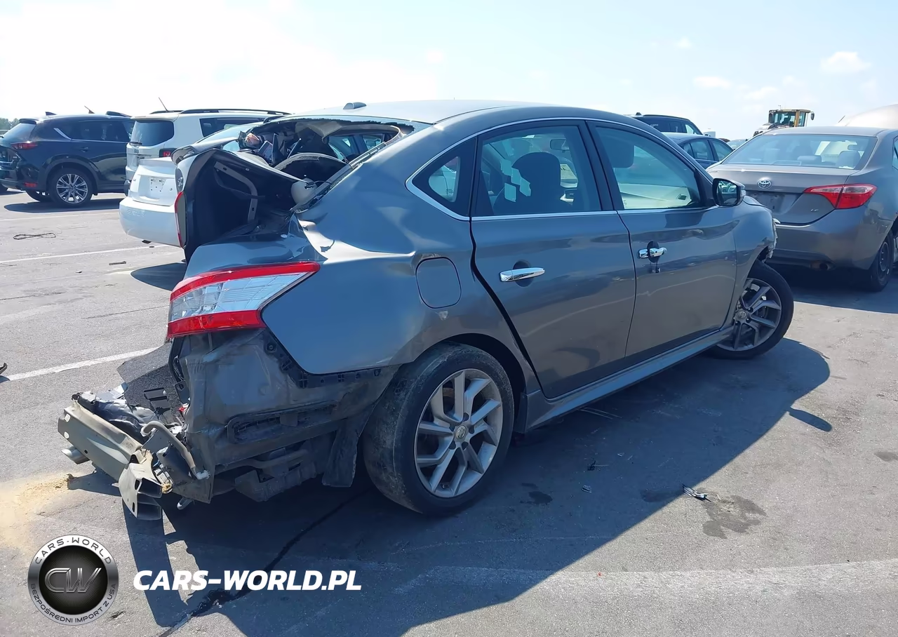 2015 Nissan Sentra Sr VIN:3N1AB7AP3FY352803 - 4