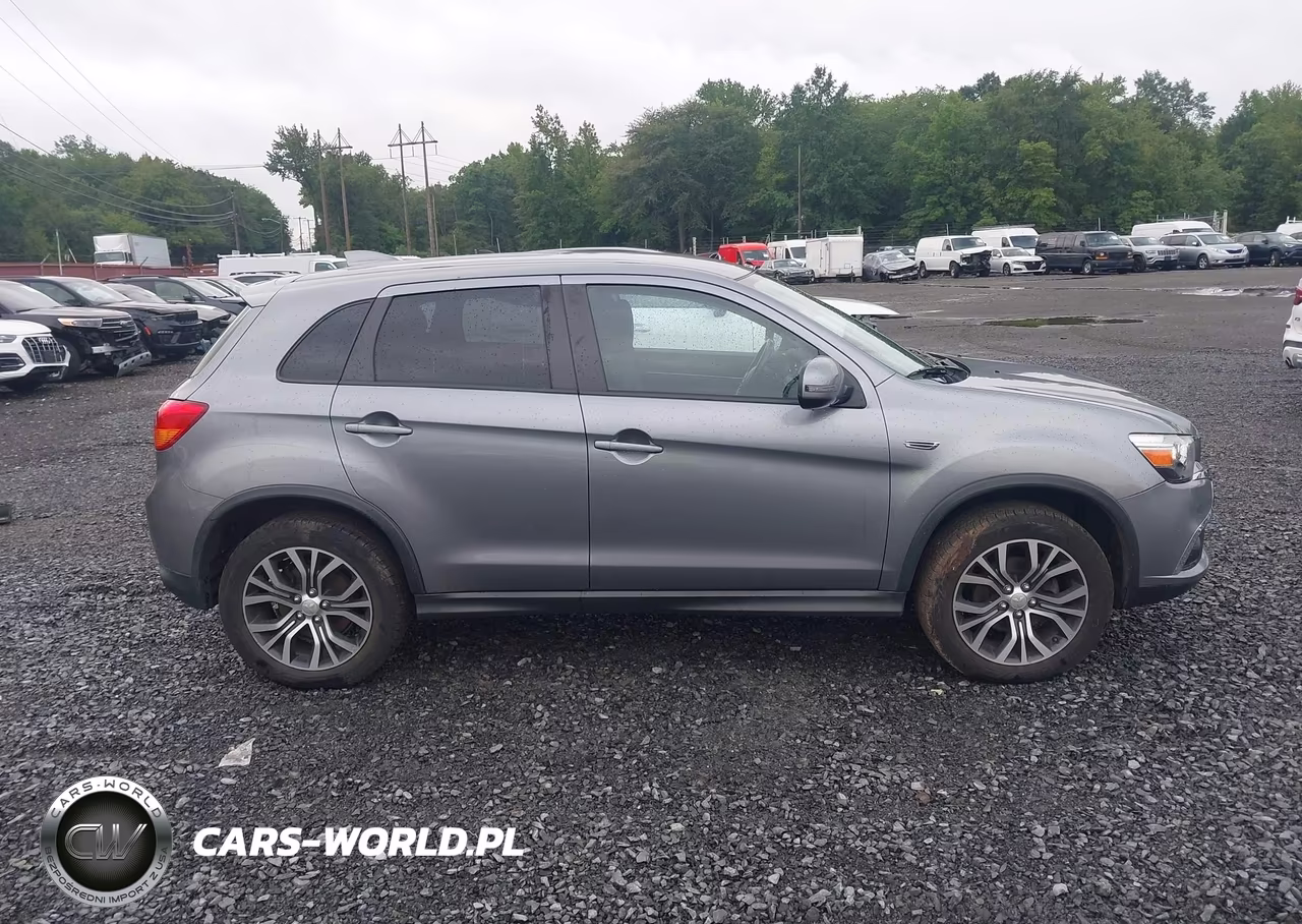 2017 Mitsubishi Outlander Sport 2.0 Le VIN:JA4AP3AU4HZ063462 - 13