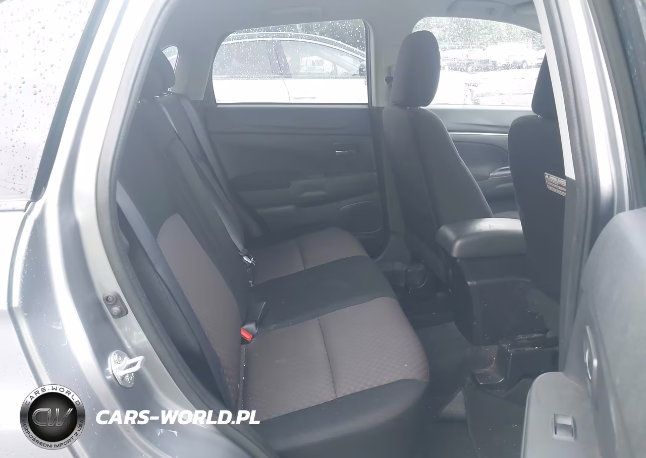 2017 Mitsubishi Outlander Sport 2.0 Le VIN:JA4AP3AU4HZ063462 - 8