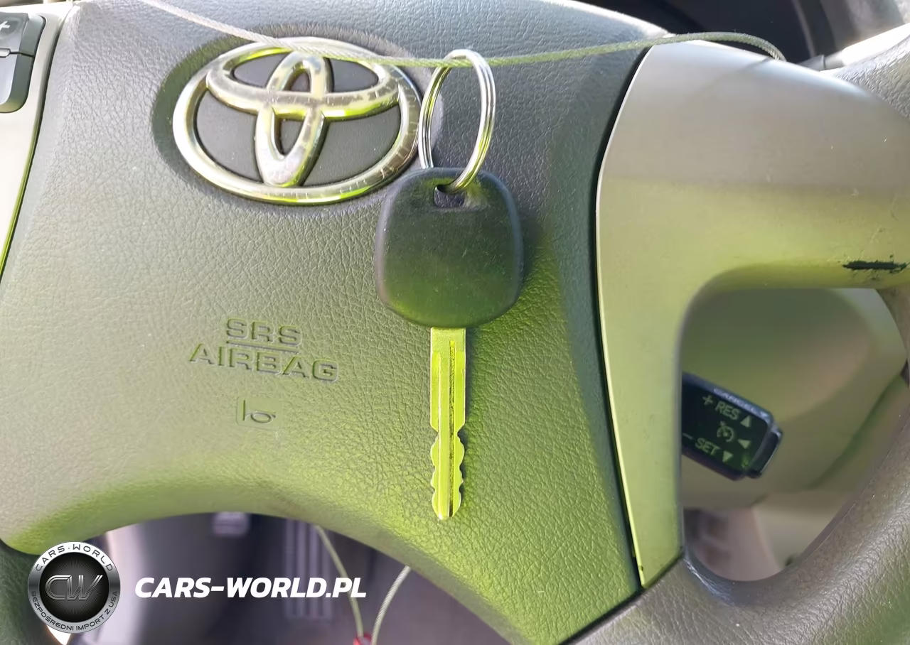 2011 Toyota Camry VIN:4T1BF3EK8BU675430 - 11