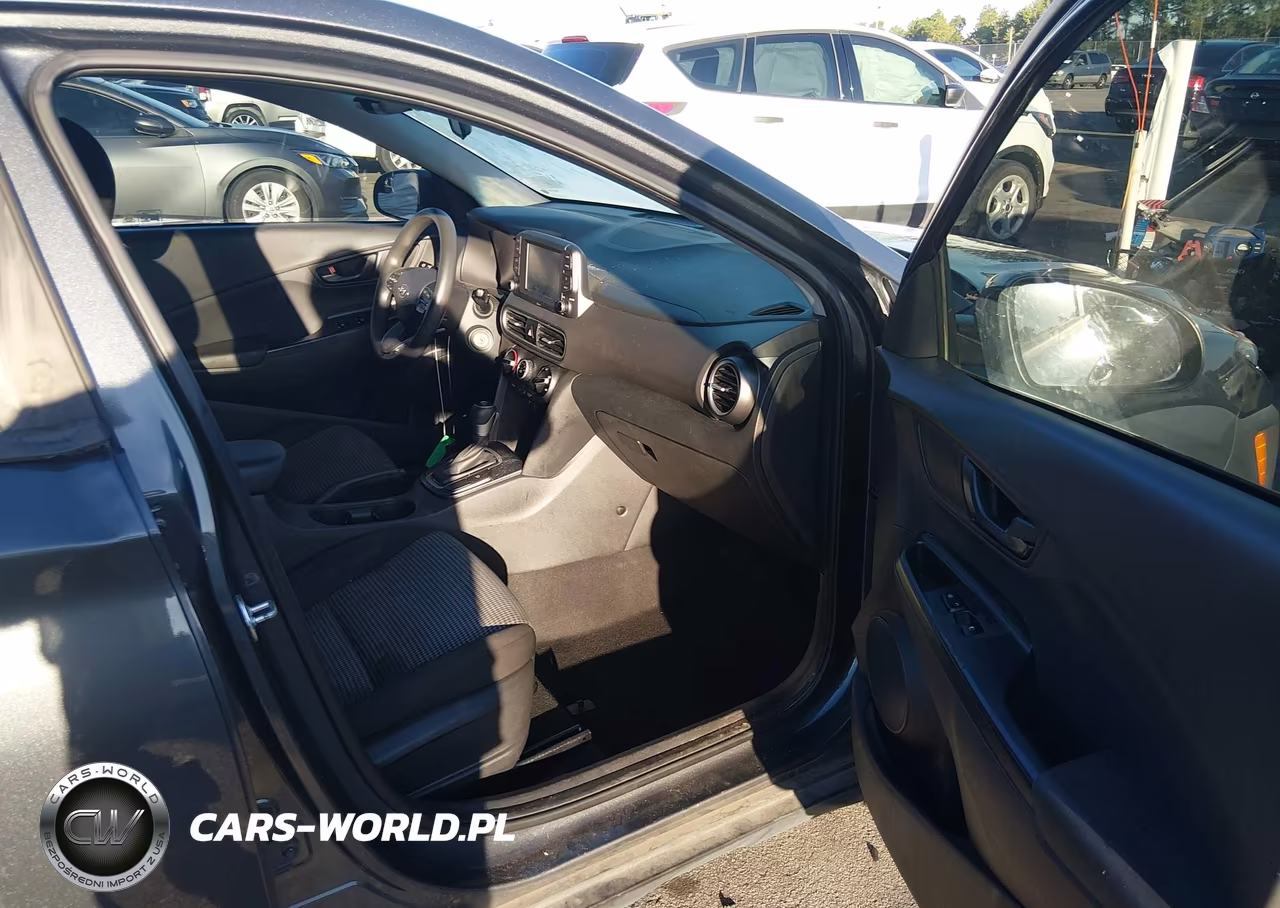 2019 Hyundai Kona Se VIN:KM8K12AA7KU390286 - 5