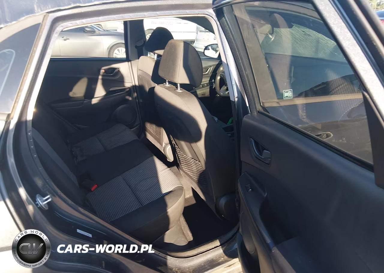 2019 Hyundai Kona Se VIN:KM8K12AA7KU390286 - 8