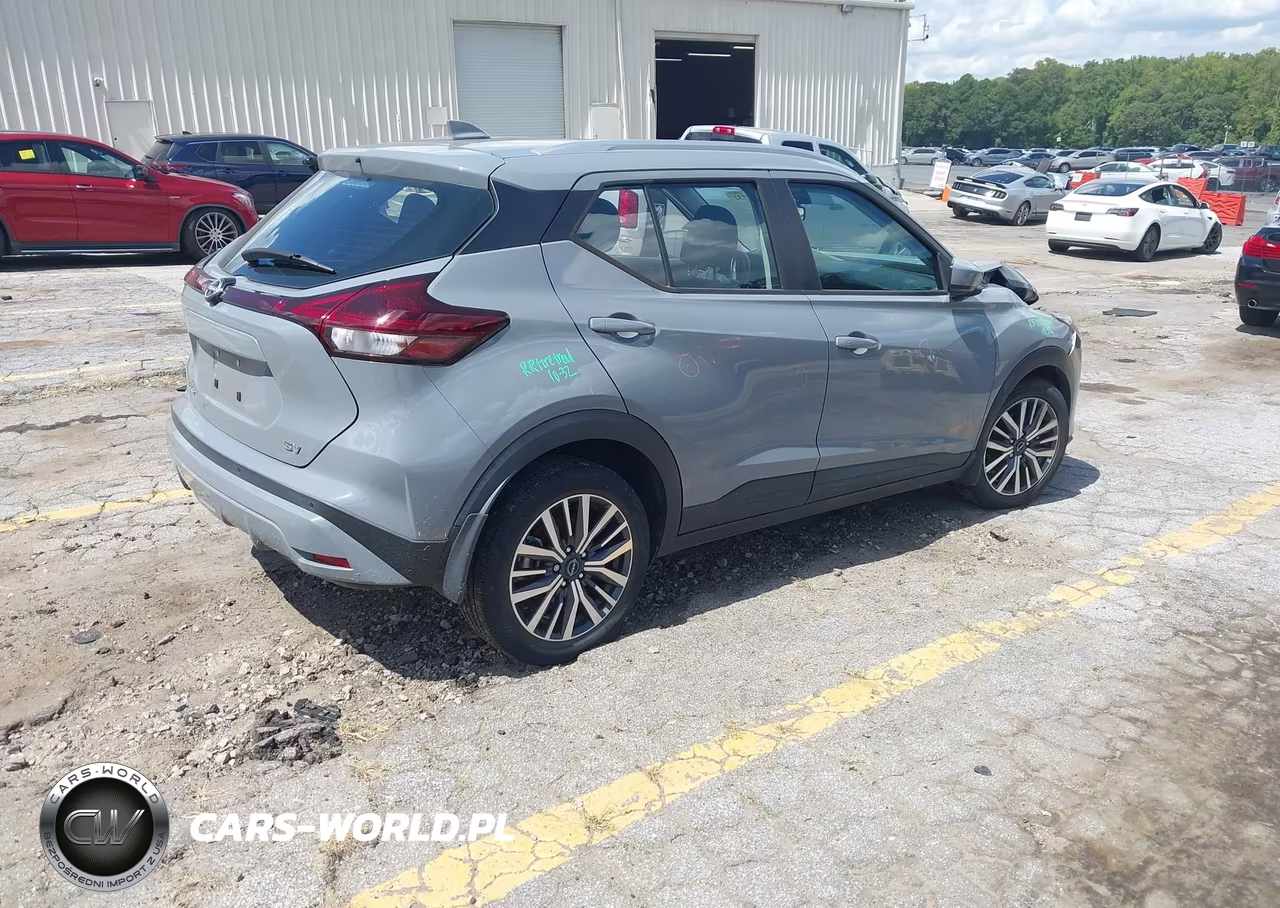 2022 Nissan Kicks Sv Xtronic Cvt VIN:3N1CP5CV5NL526215 - 4