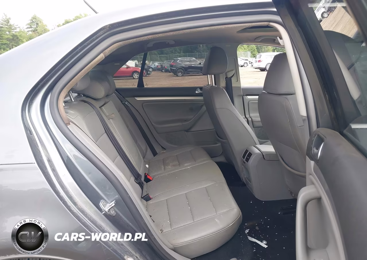 2007 Volkswagen Jetta Wolfsburg Edition VIN:3VWEF71KX7M192724 - 8