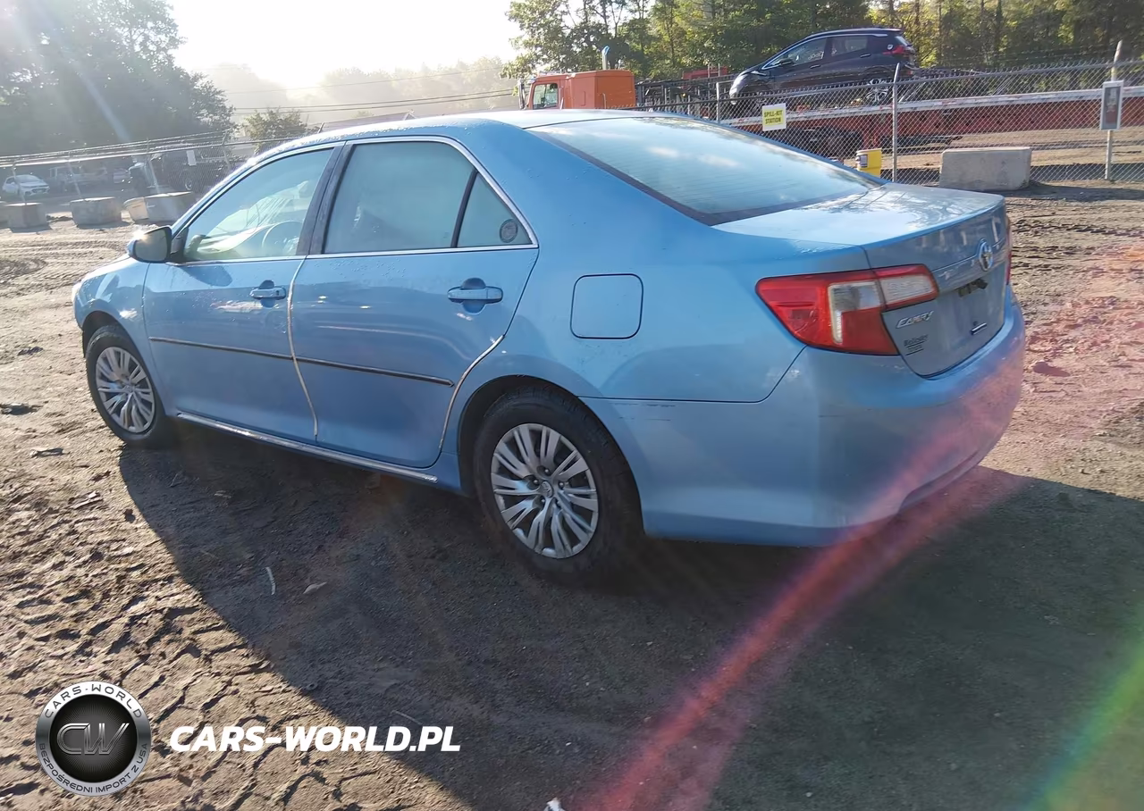 2012 Toyota Camry Le VIN:4T1BF1FK4CU596230 - 3