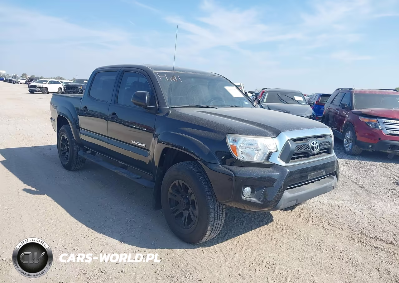 2015 Toyota Tacoma Base V6 VIN:5TFLU4EN3FX138807 - 1