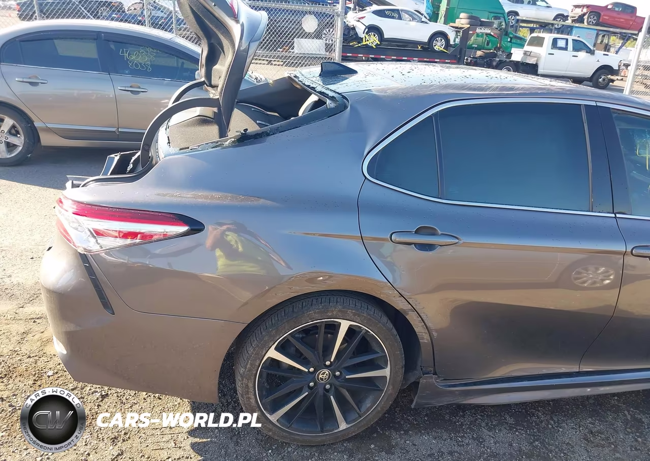 2020 Toyota Camry Xse VIN:4T1K61AK8LU977781 - 22