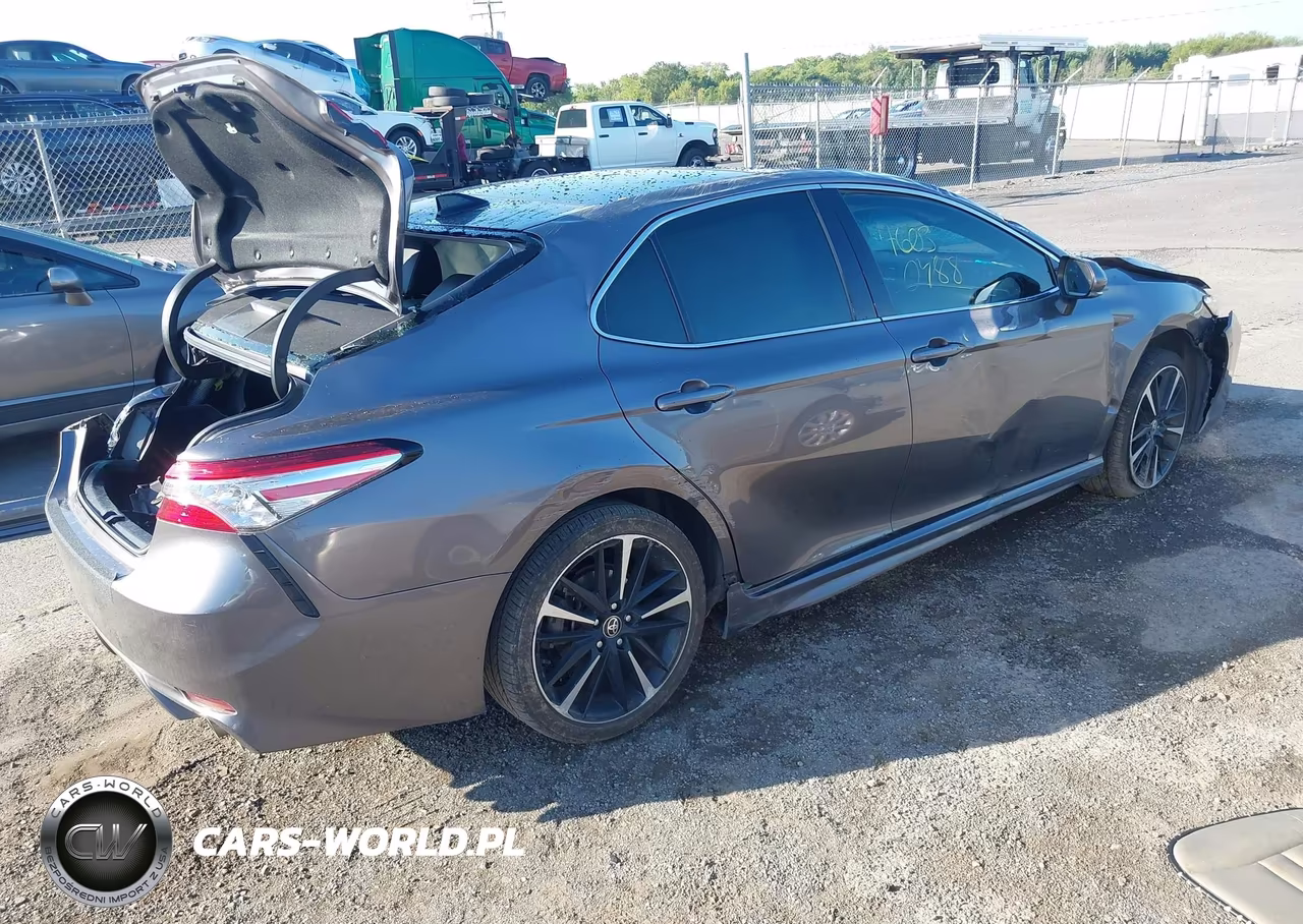 2020 Toyota Camry Xse VIN:4T1K61AK8LU977781 - 4