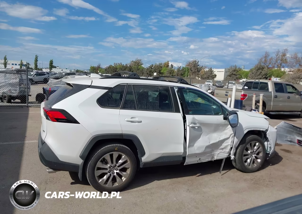 2023 Toyota Rav4 Xle Premium VIN:2T3C1RFV6PW279994 - 16
