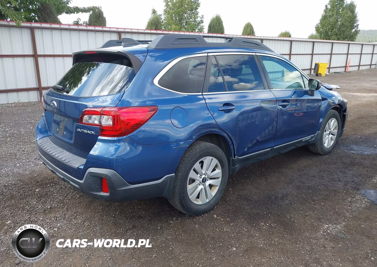 2019 Subaru Outback 2.5I Premium VIN:4S4BSAHC8K3395243 - 4