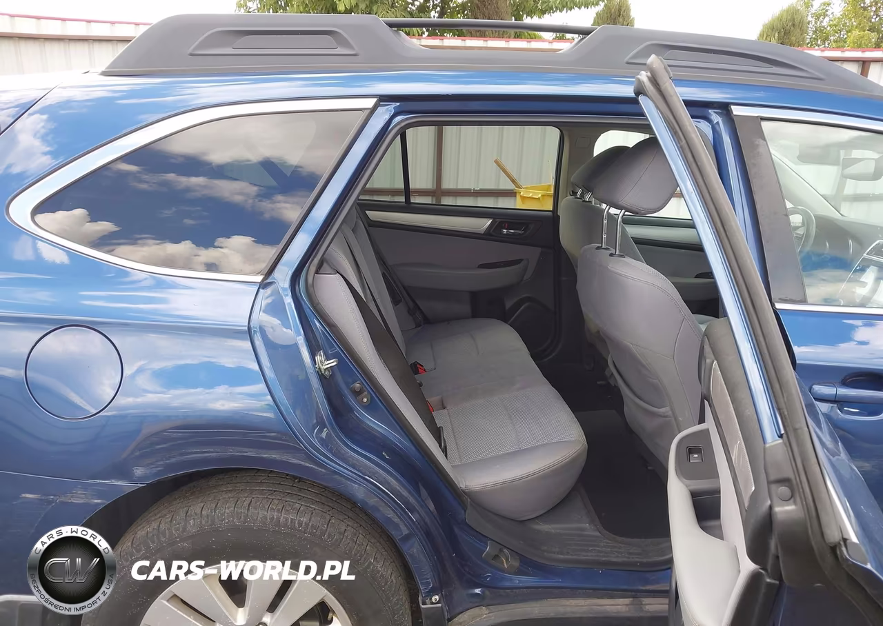 2019 Subaru Outback 2.5I Premium VIN:4S4BSAHC8K3395243 - 8