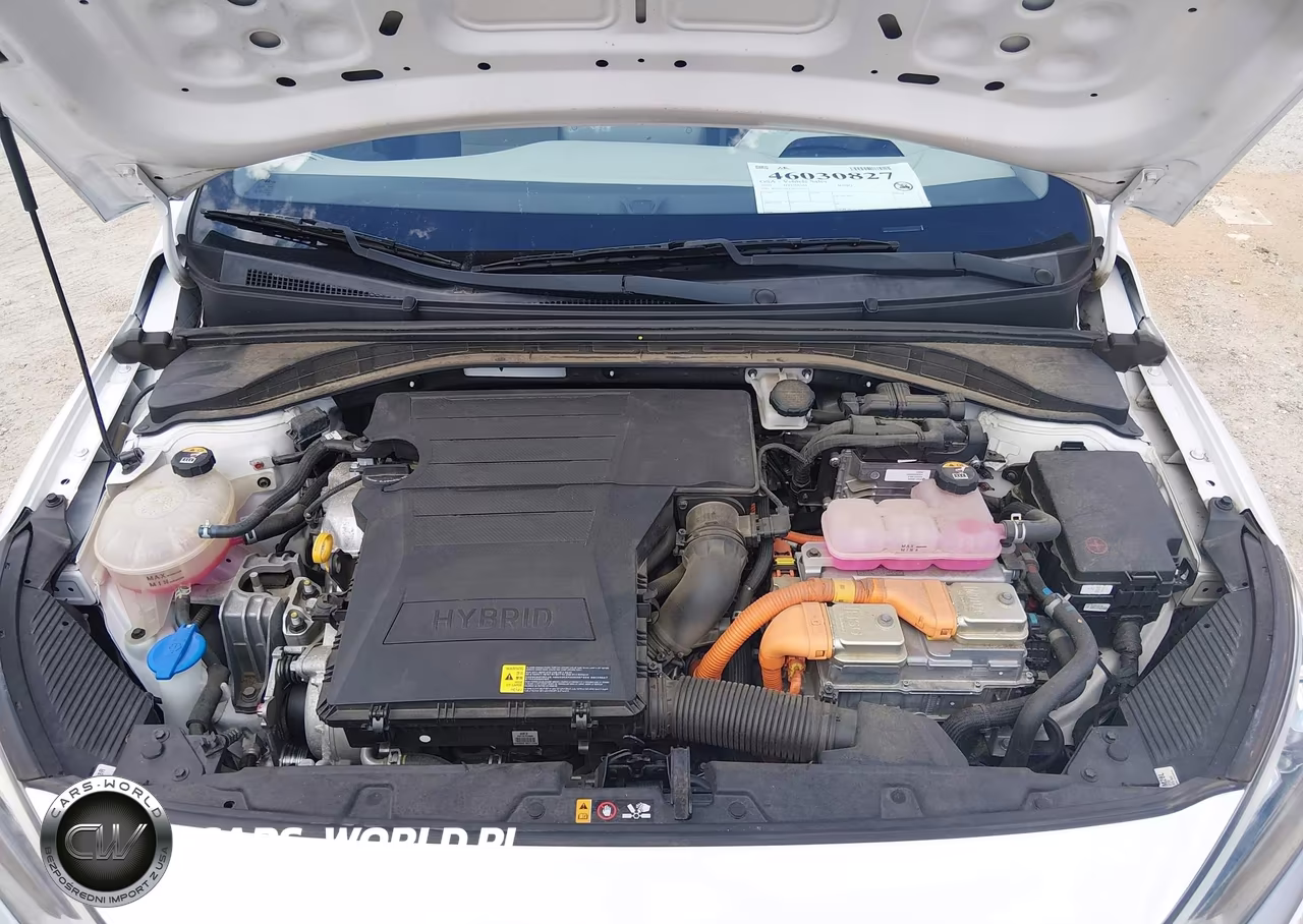 2020 Hyundai Ioniq Hybrid Blue VIN:KMHC65LC9LU233317 - 10