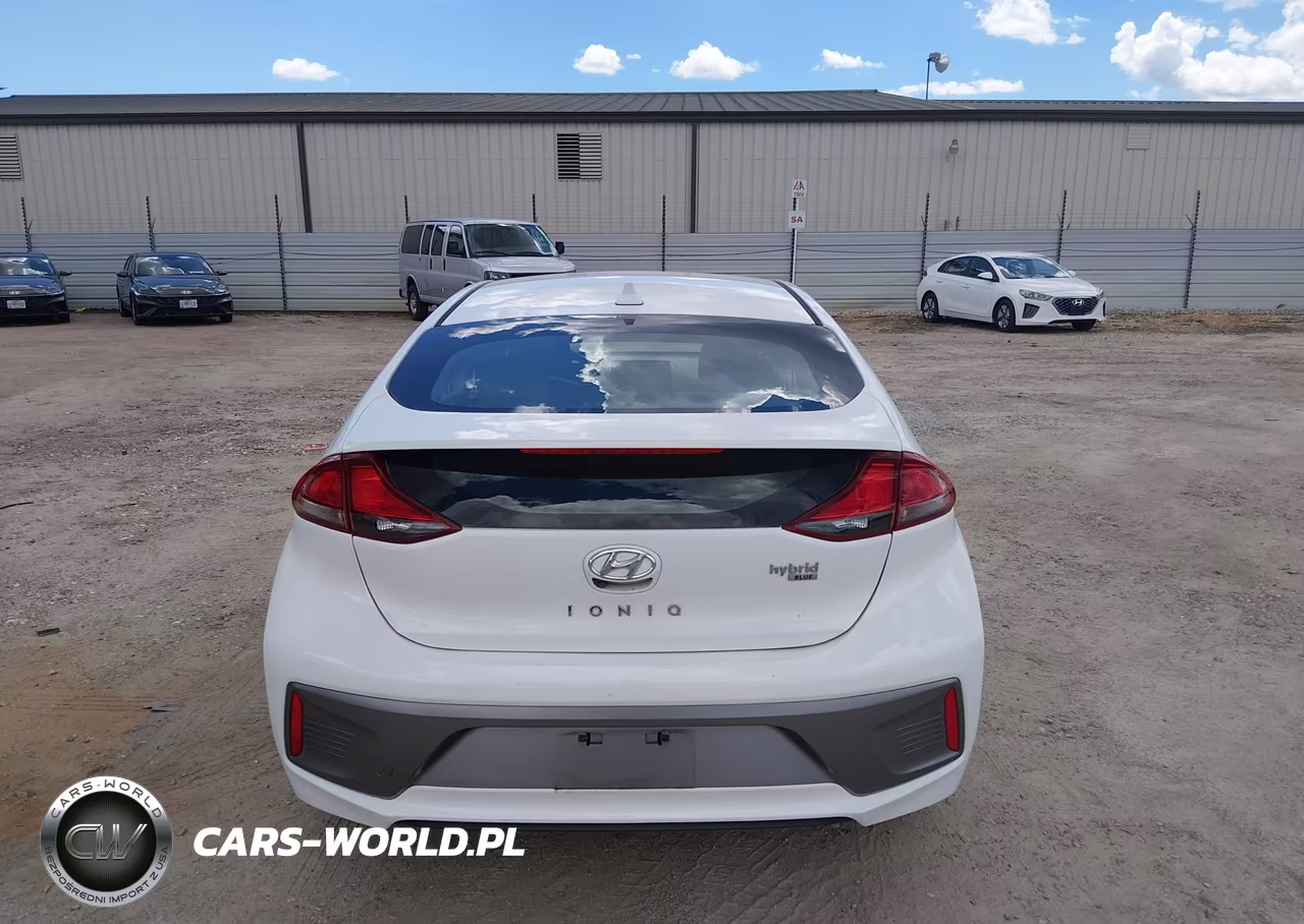 2020 Hyundai Ioniq Hybrid Blue VIN:KMHC65LC9LU233317 - 21