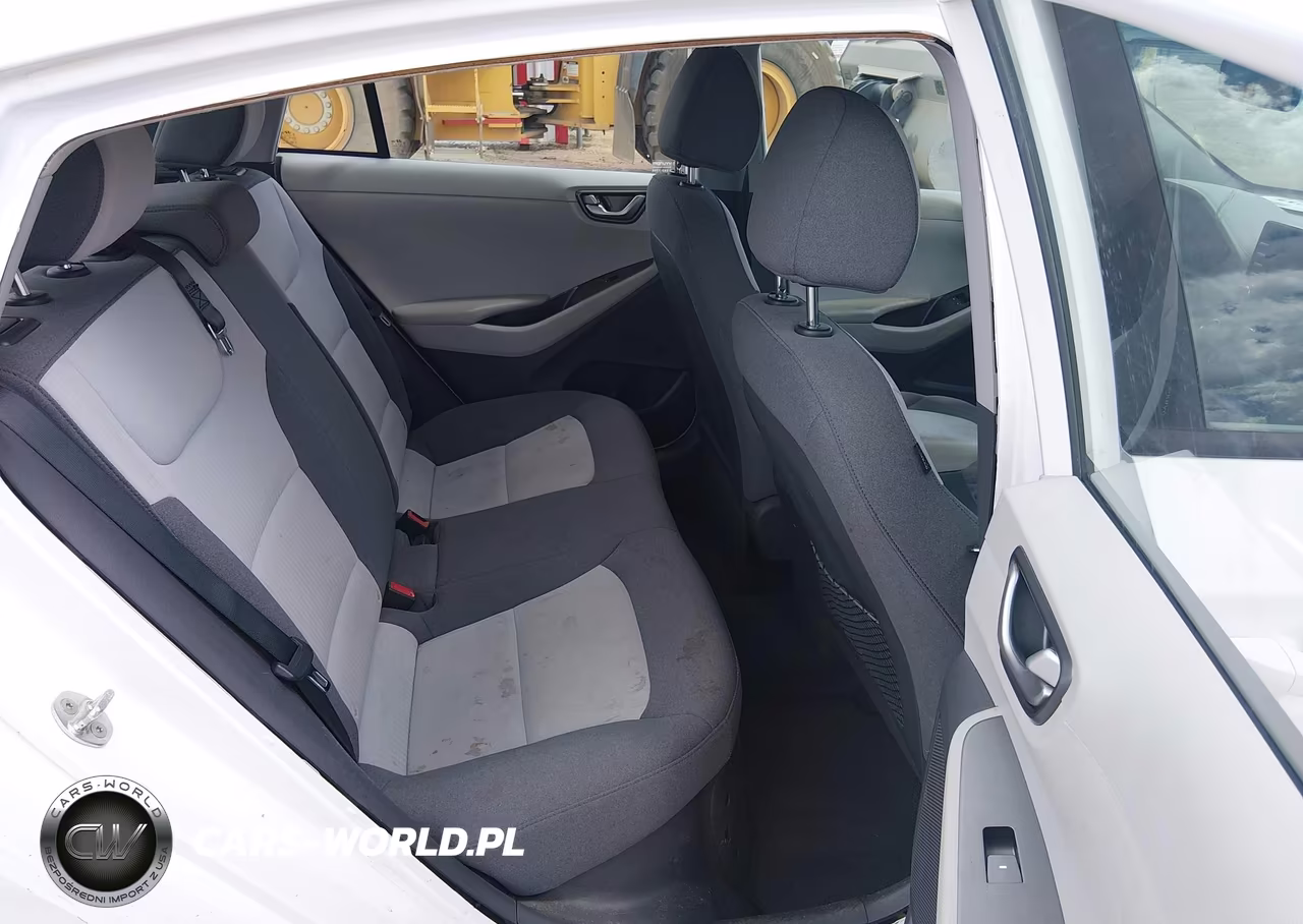 2020 Hyundai Ioniq Hybrid Blue VIN:KMHC65LC9LU233317 - 8
