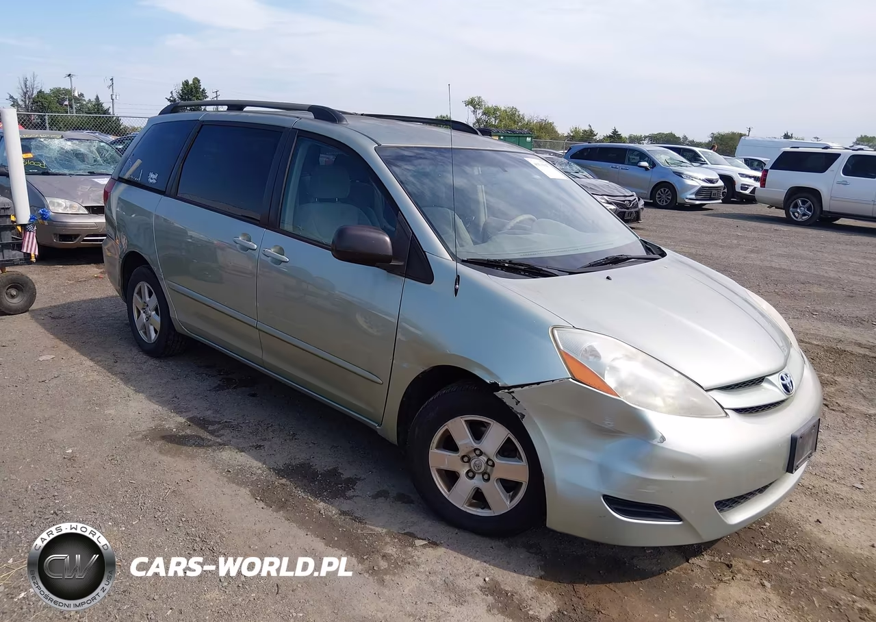 2007 Toyota Sienna Le – zdjęcie 1 z 16