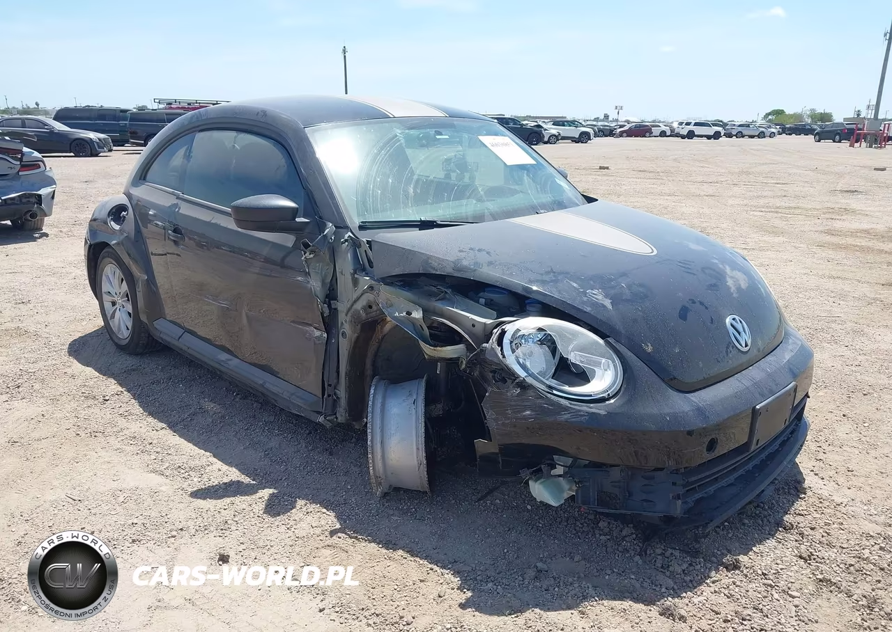 2014 Volkswagen Beetle 1.8T Entry