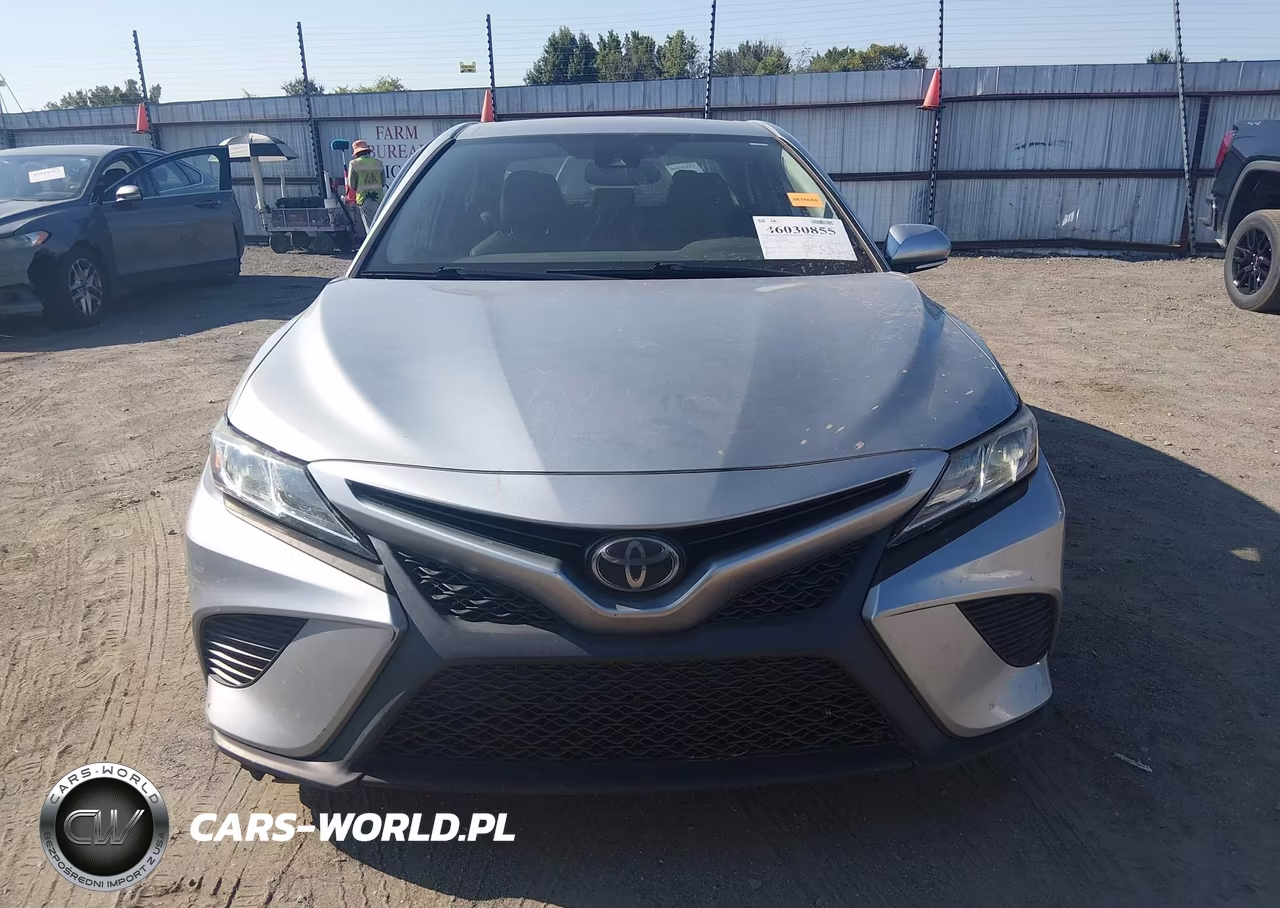 2019 Toyota Camry Se VIN:4T1B11HK0KU762592 - 12