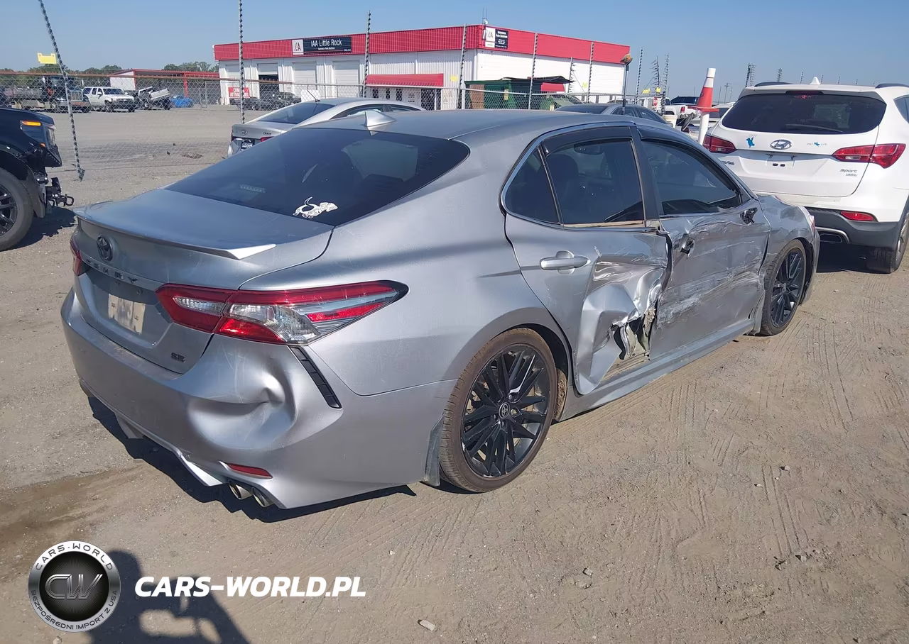 2019 Toyota Camry Se VIN:4T1B11HK0KU762592 - 4