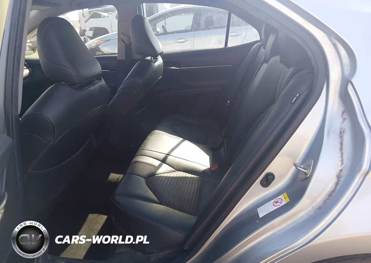 2019 Toyota Camry Se VIN:4T1B11HK0KU762592 - 8