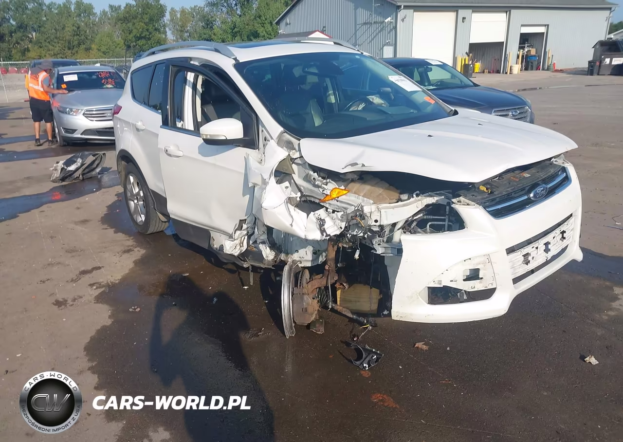 2014 Ford Escape Titanium – zdjęcie 1 z 15