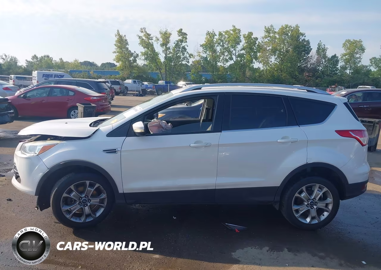 2014 Ford Escape Titanium VIN:1FMCU9J9XEUD52677 - 13