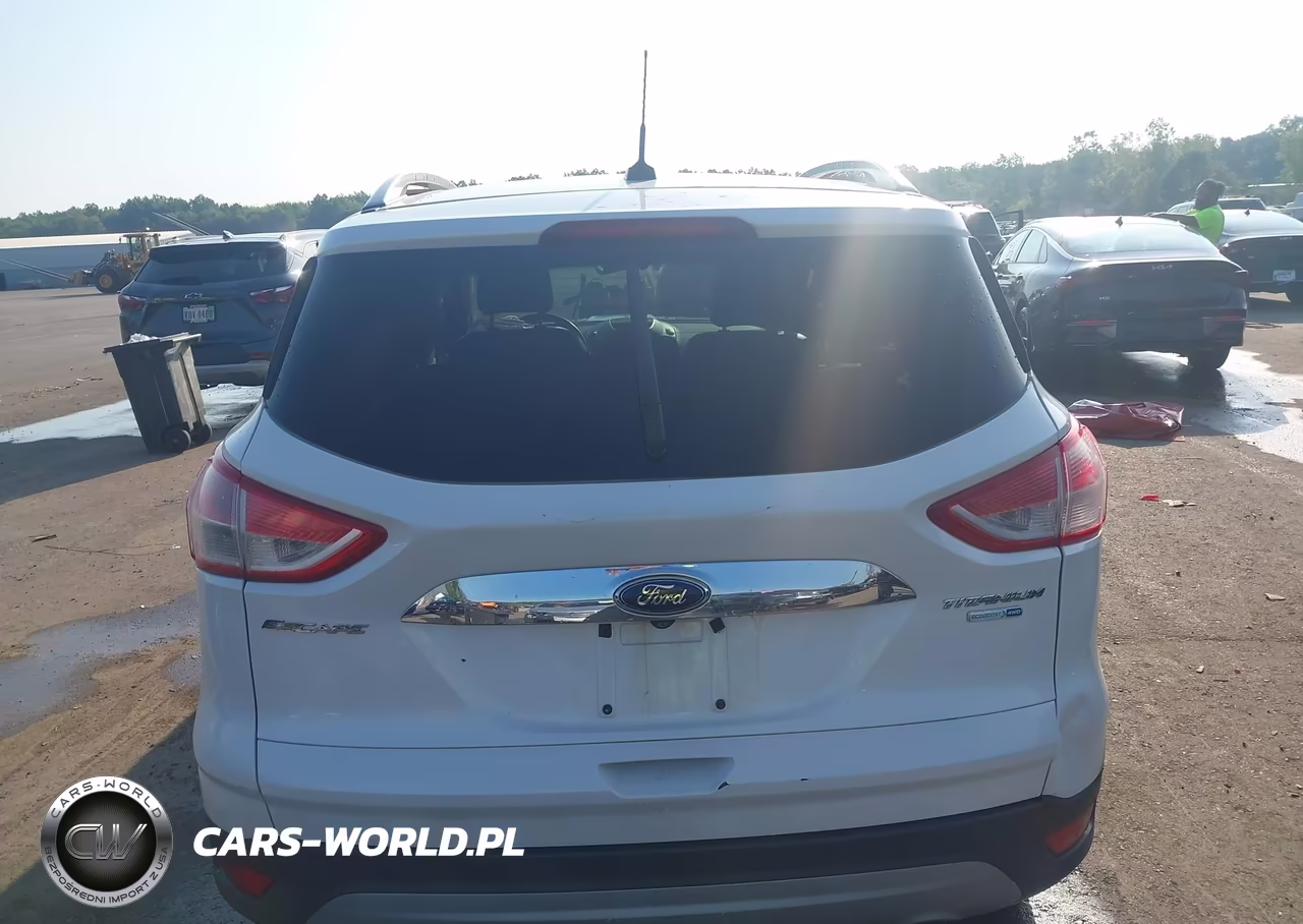 2014 Ford Escape Titanium VIN:1FMCU9J9XEUD52677 - 15