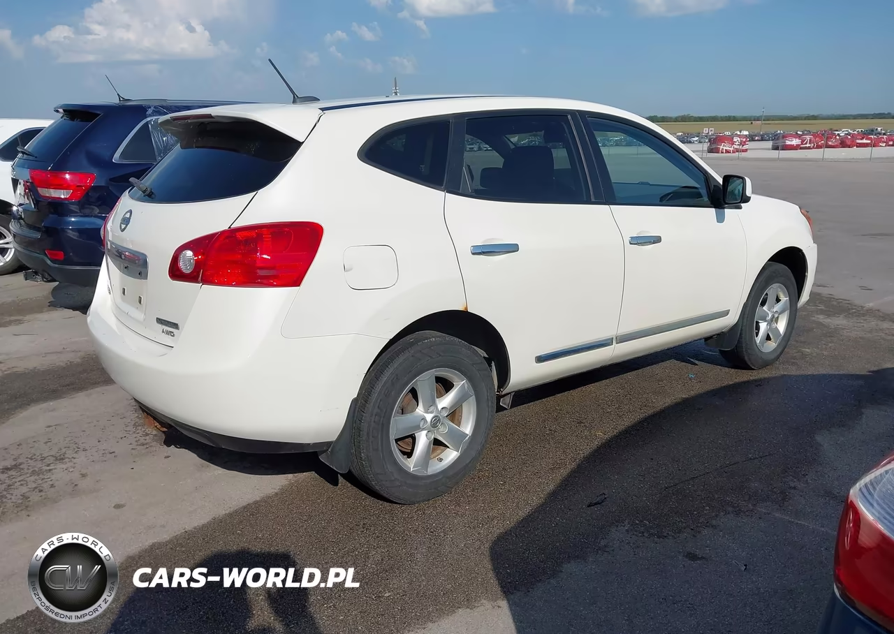 2013 Nissan Rogue S VIN:JN8AS5MV0DW103590 - 4