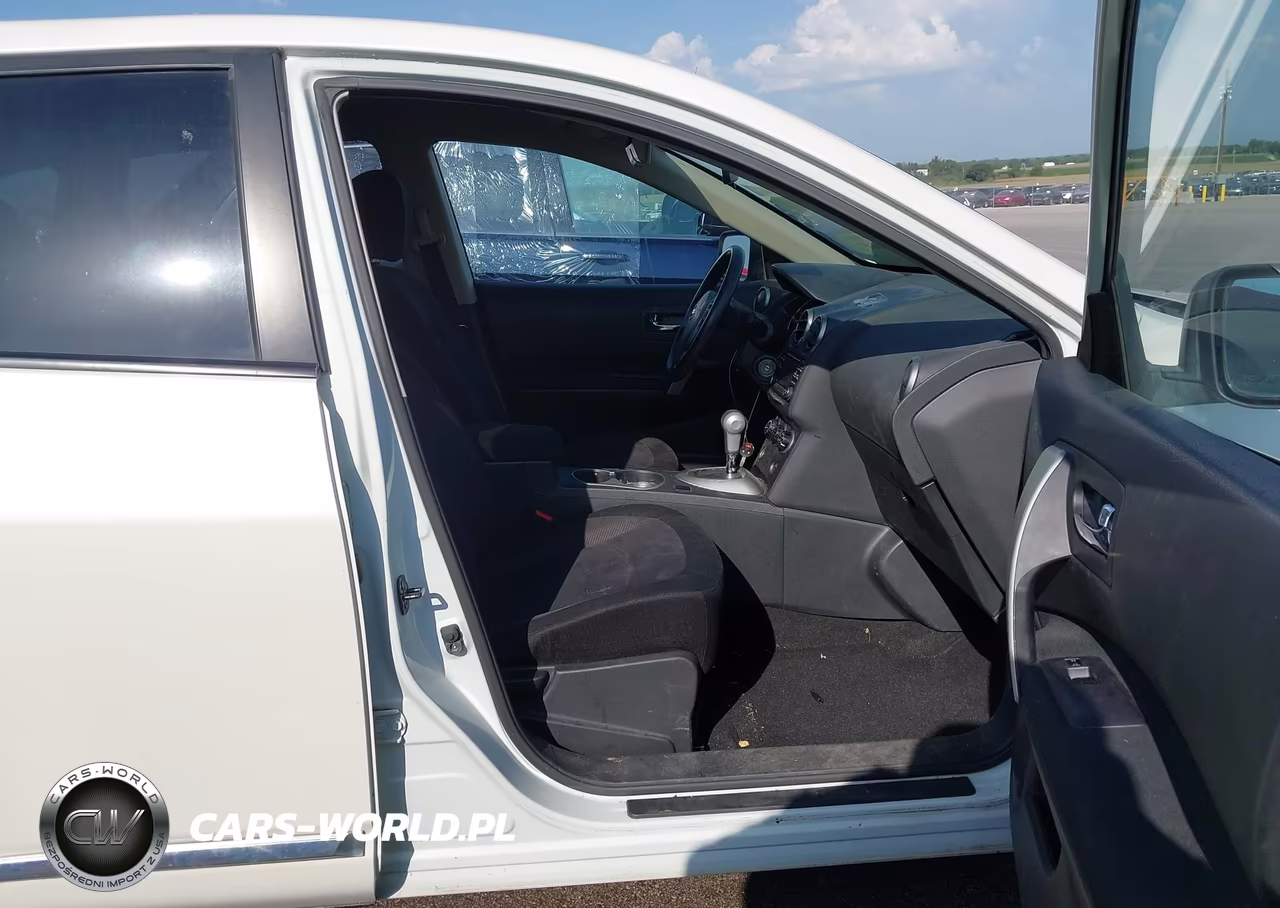 2013 Nissan Rogue S VIN:JN8AS5MV0DW103590 - 5
