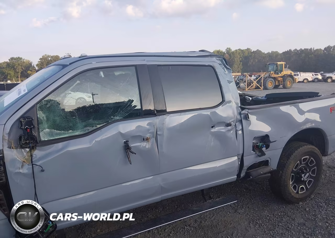 2026 Ford F-350 Platinum VIN:1FT8W3BT7TED72761 - 10