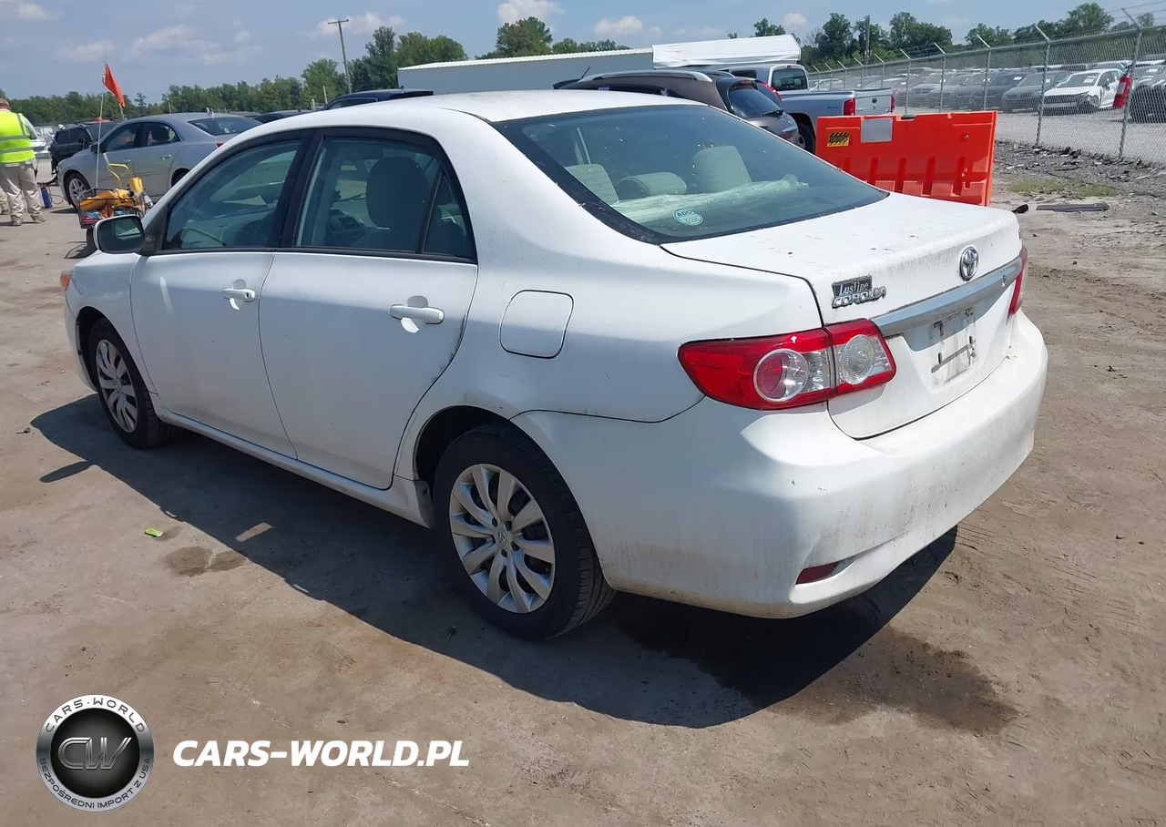 2012 Toyota Corolla Le VIN:2T1BU4EE7CC892248 - 3