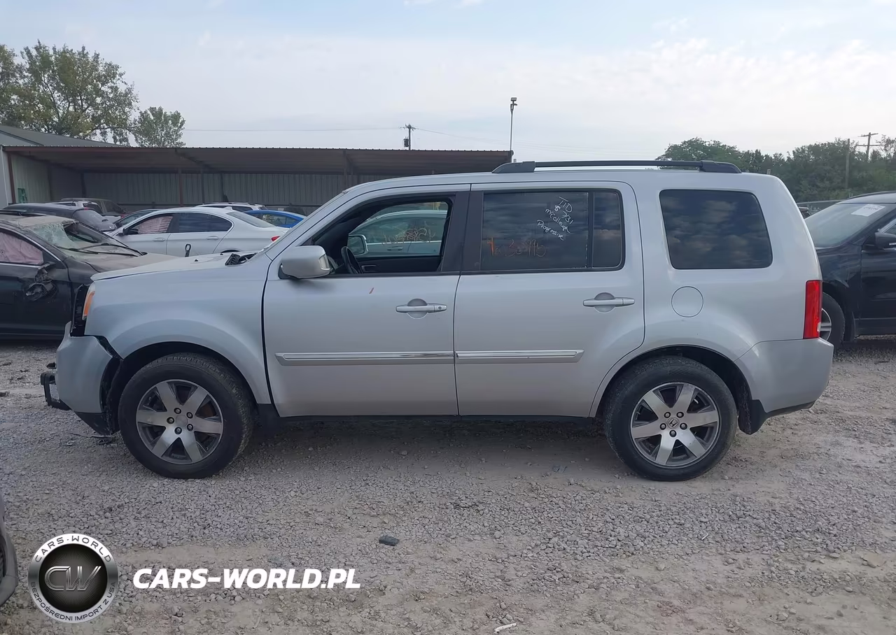 2015 Honda Pilot Touring VIN:5FNYF4H9XFB041015 - 14