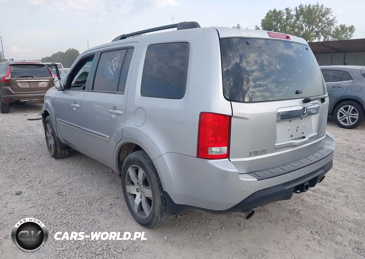 2015 Honda Pilot Touring VIN:5FNYF4H9XFB041015 - 3