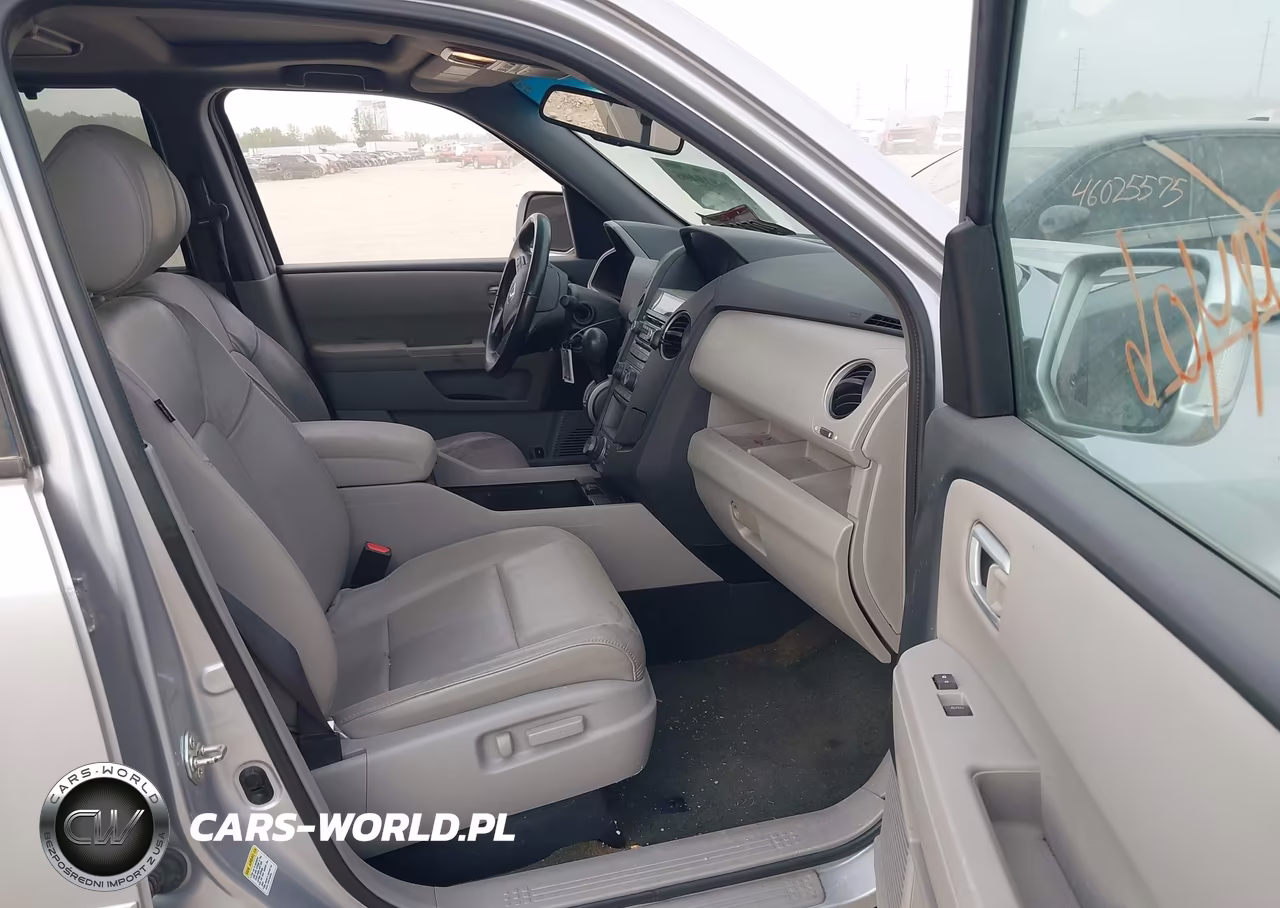 2015 Honda Pilot Touring VIN:5FNYF4H9XFB041015 - 5