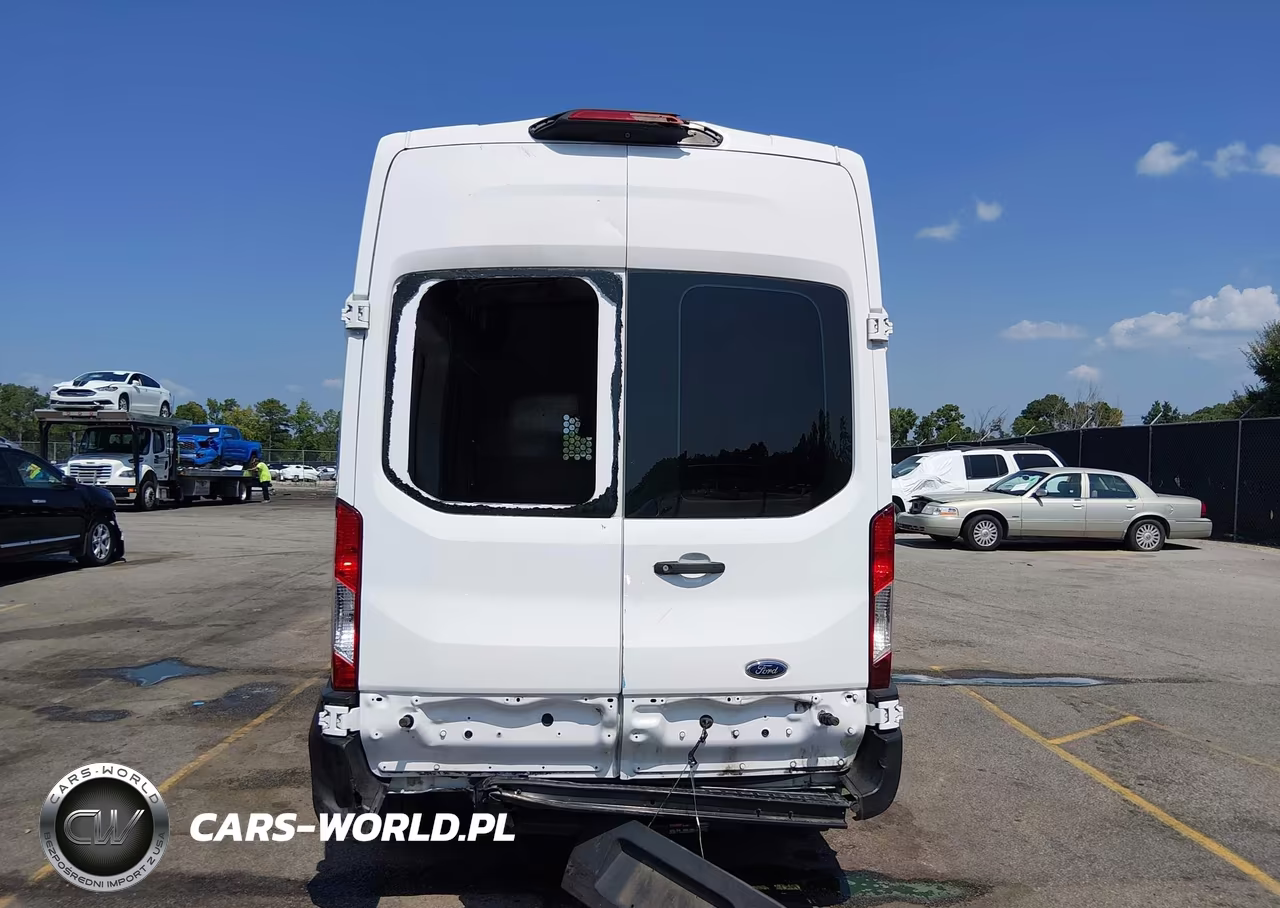 2019 Ford Transit-250 VIN:1FTYR2XM6KKB11303 - 17