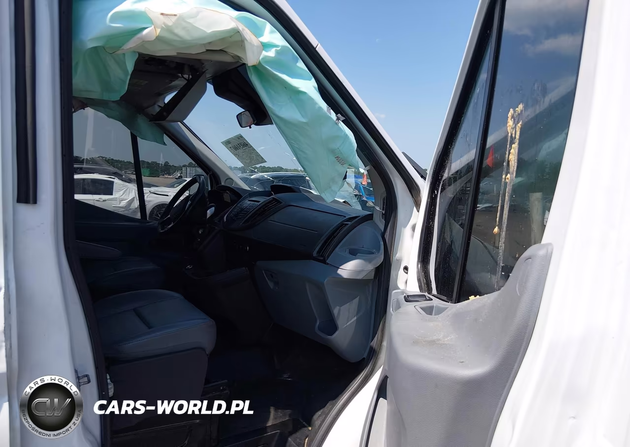 2019 Ford Transit-250 VIN:1FTYR2XM6KKB11303 - 5