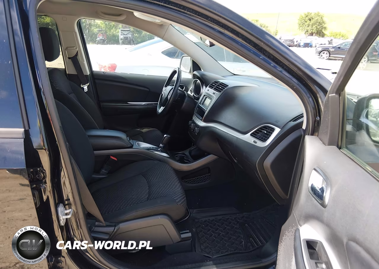 2016 Dodge Journey Crossroad VIN:3C4PDCGB1GT112279 - 5