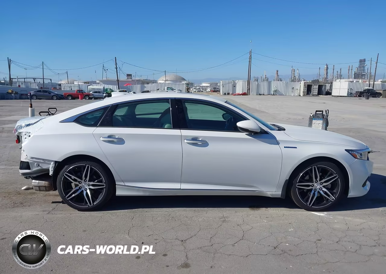2022 Honda Accord Hybrid Touring VIN:1HGCV3F97NA027060 - 14
