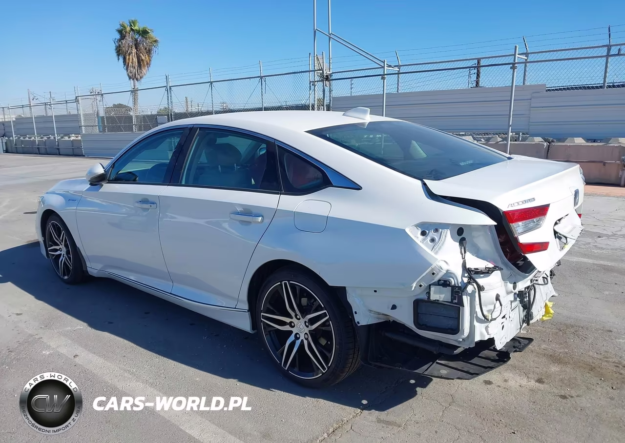 2022 Honda Accord Hybrid Touring VIN:1HGCV3F97NA027060 - 3