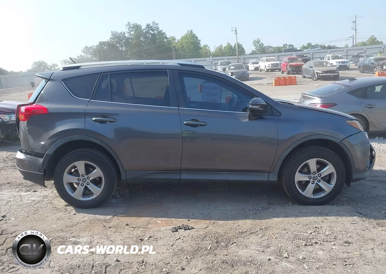 2015 Toyota Rav4 Xle VIN:2T3WFREV6FW211788 - 13