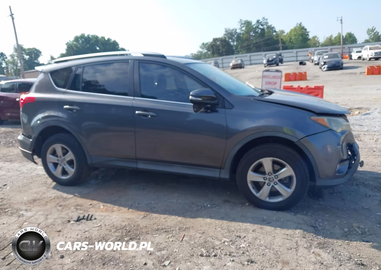 2015 Toyota Rav4 Xle VIN:2T3WFREV6FW211788 - 18
