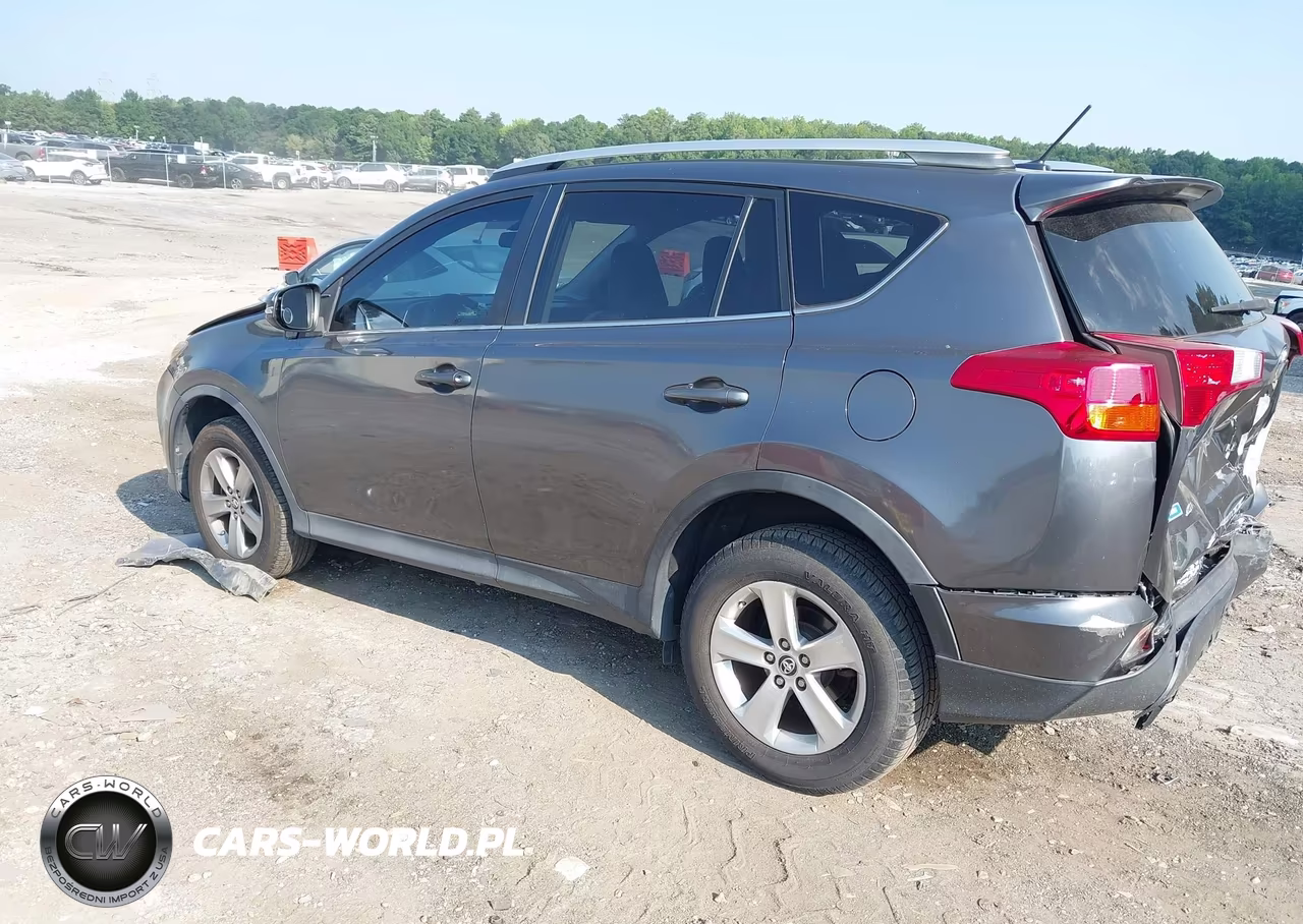 2015 Toyota Rav4 Xle VIN:2T3WFREV6FW211788 - 3