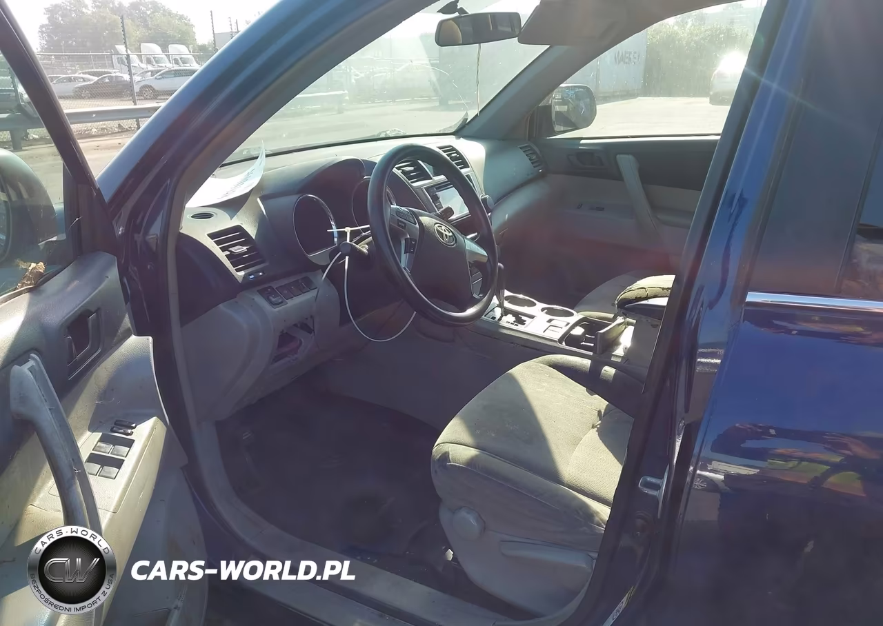 2013 Toyota Highlander VIN:5TDZA3EH1DS038229 - 5