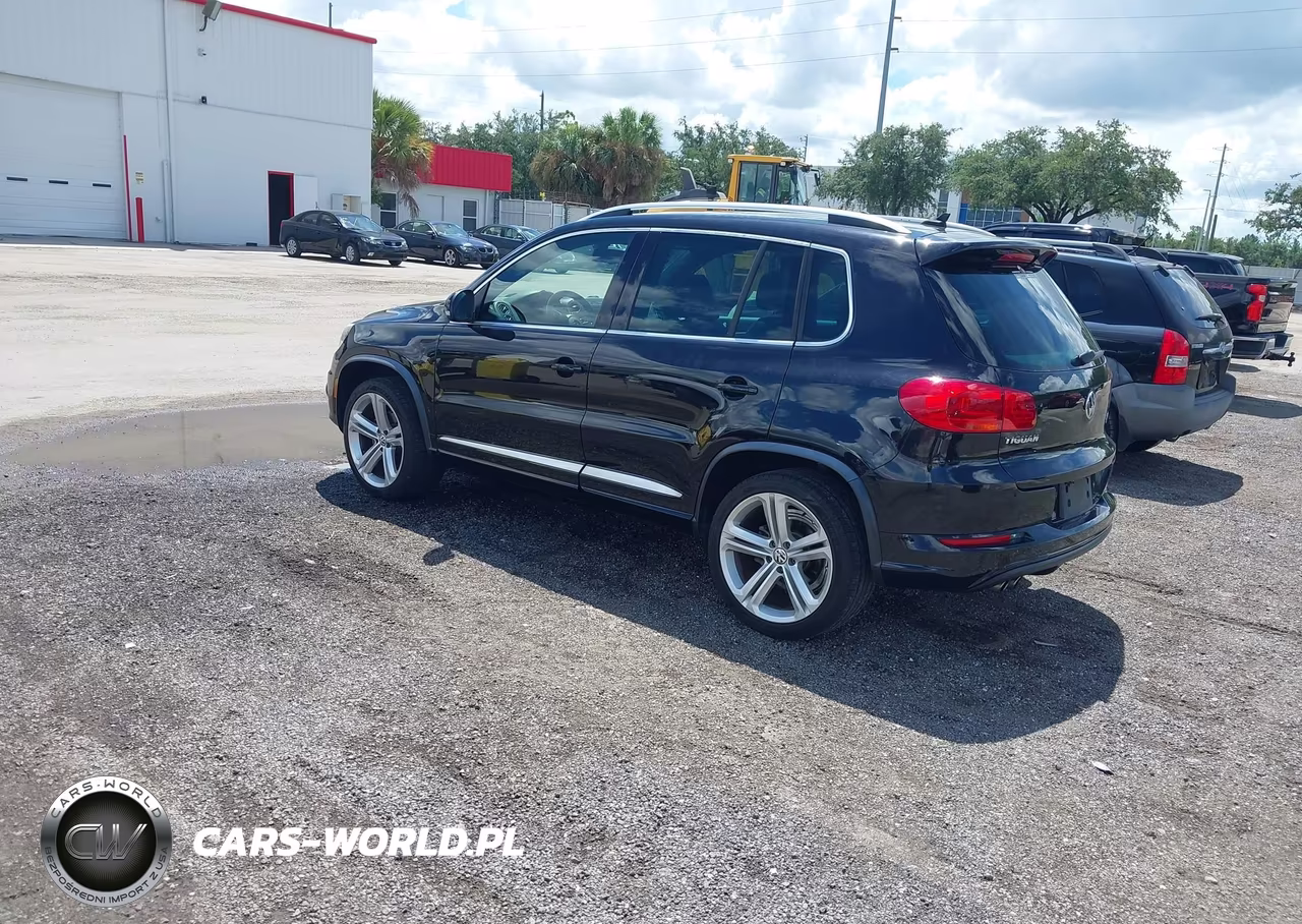 2015 Volkswagen Tiguan R-Line VIN:WVGBV7AX4FW503210 - 3