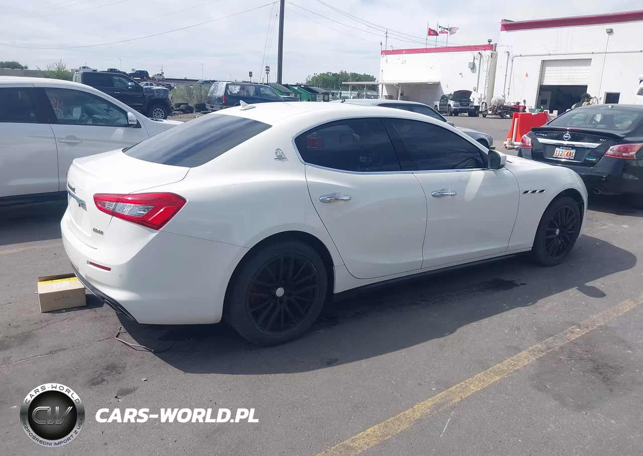 2018 Maserati Ghibli VIN:ZAM57XSA1J1293219 - 4